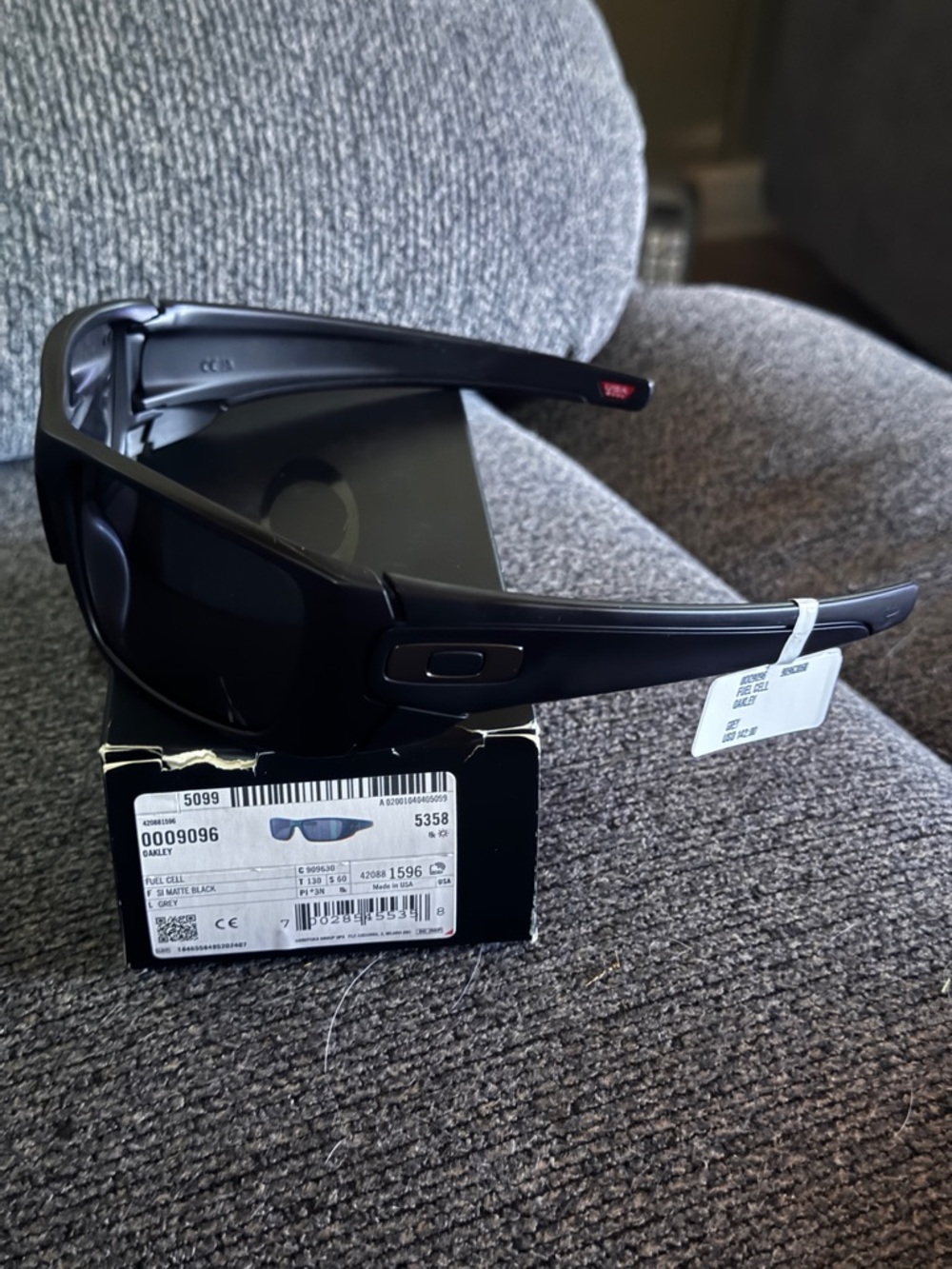 Oakley Fuel Cell Matte Black Sunglasses with Grey Lenses - Picture 4 of 4